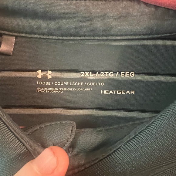2XL Under Armour Heatgear (loose) - Picture 3 of 3